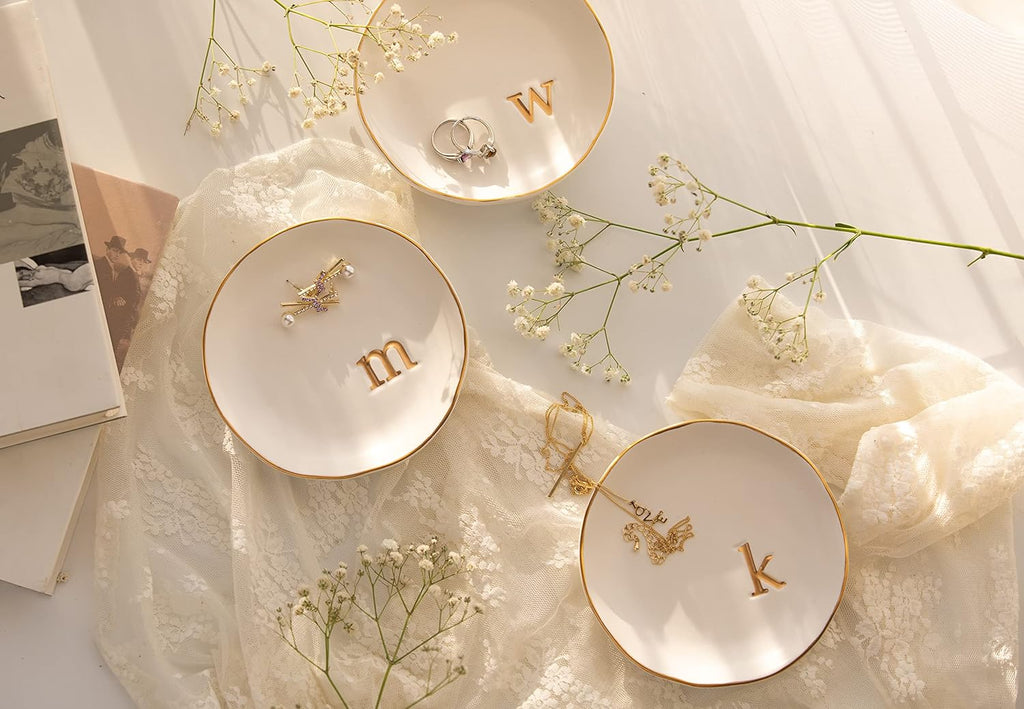 - Ceramic Jewelry Tray, Decorative Trinket Dish for Rings Earrings Necklaces Bracelet Watch Keys, Birthday Mother'S Day Christmas Gift for Women, 4.75", White Surface (M)