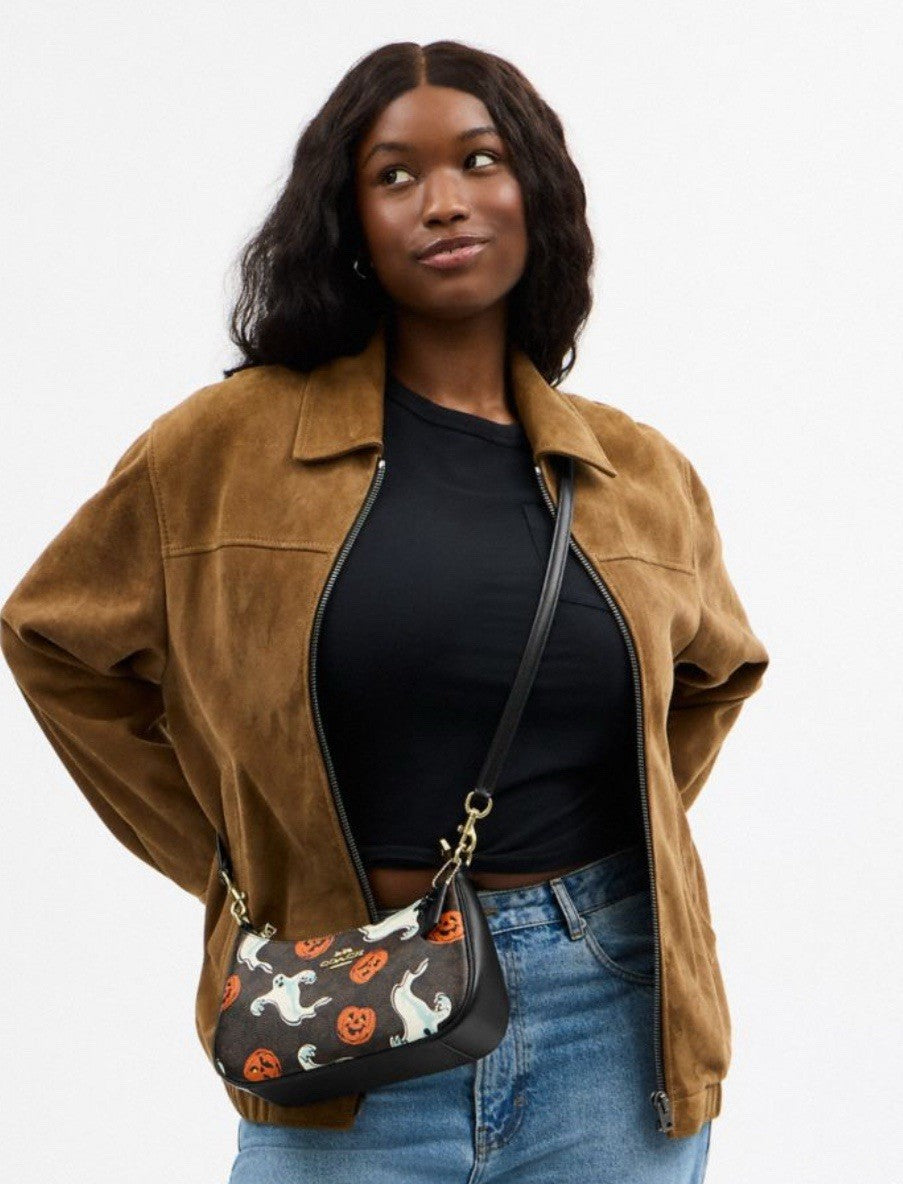 NWT Coach Teri Shoulder Bag in Signature Canvas Pumpkin Halloween Print CCE71